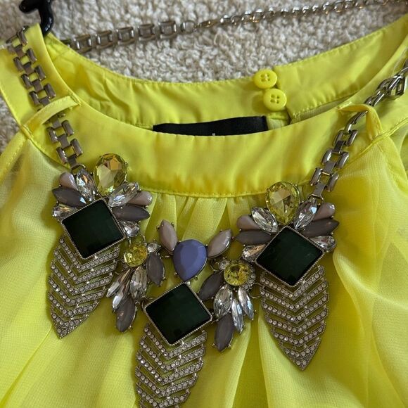 Bebe Dress Womens Sz 4 lime green High low gemstone neckline rhinestone Chiffon - Picture 6 of 14